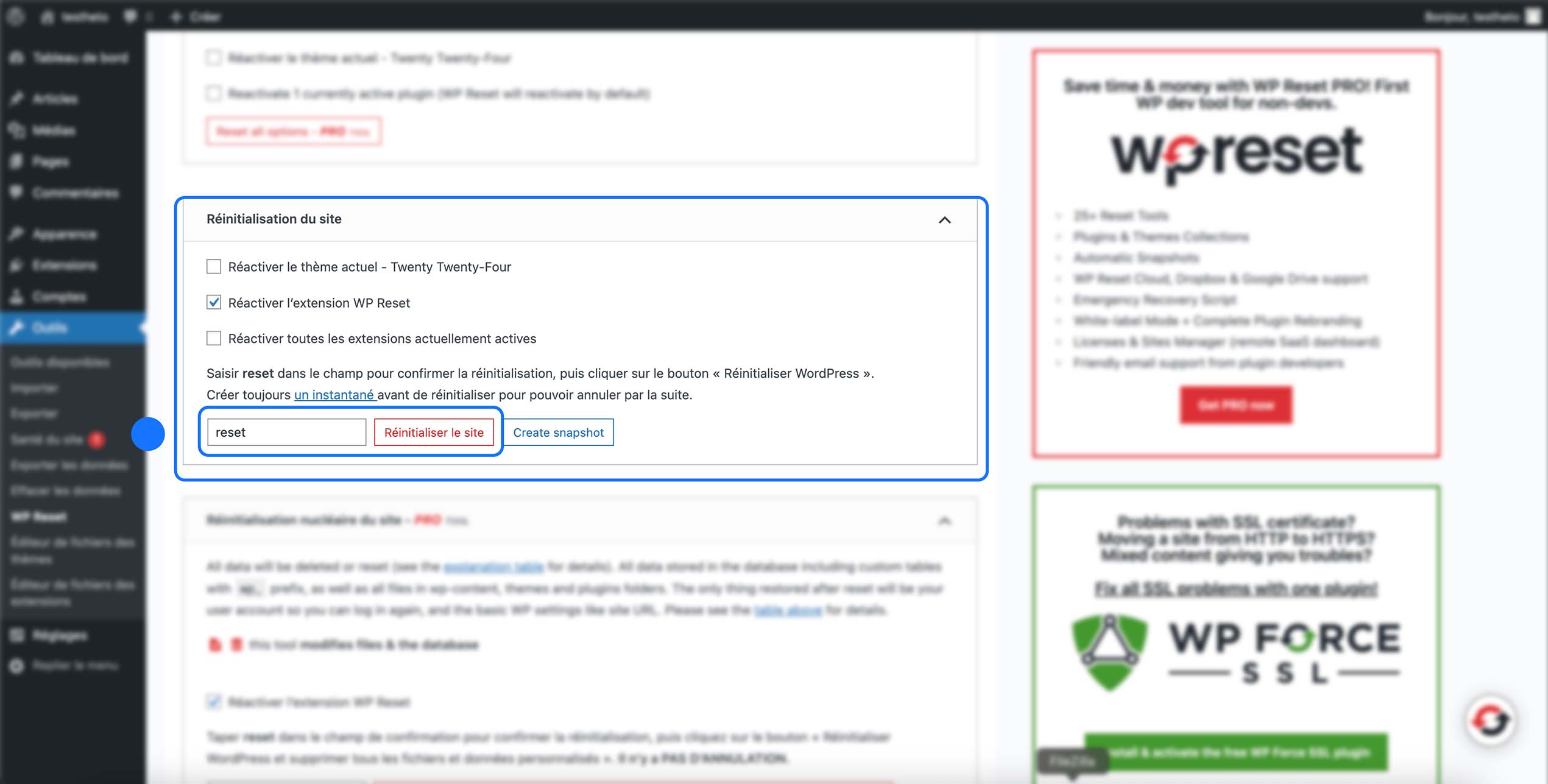 Saisie du mot reset puis clic sur Réinitialiser le site afin de lancer la remise à zéro complète du site WordPress.