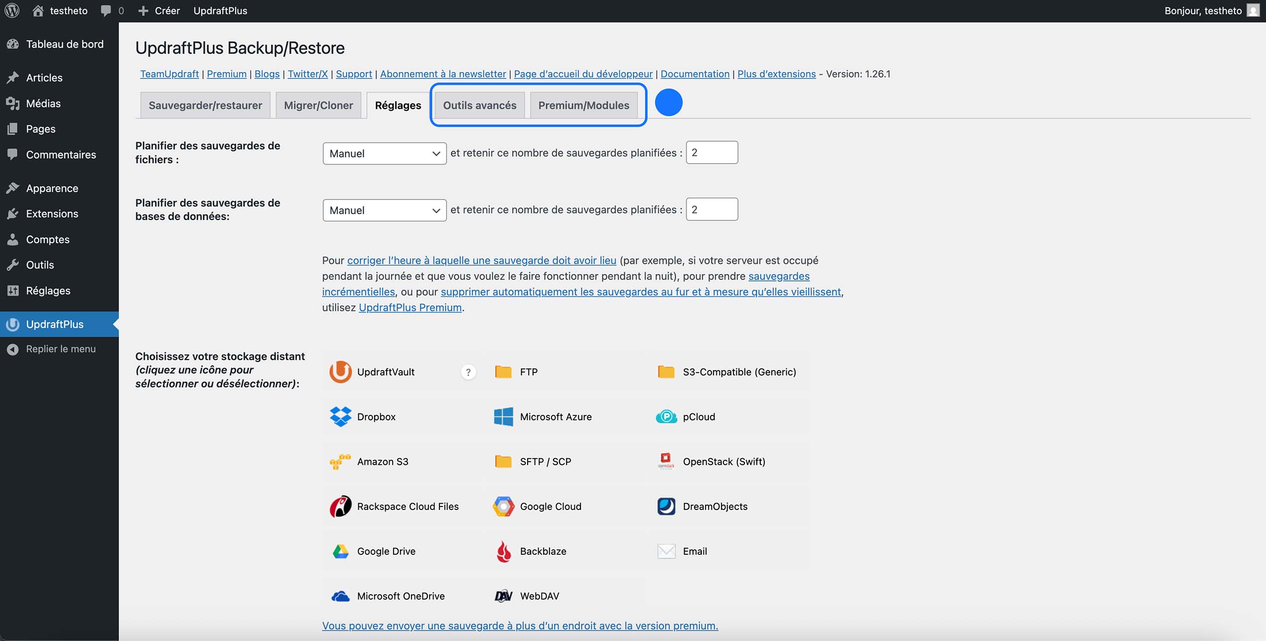 Capture d’écran du plugin UpdraftPlus dans WordPress mettant en avant les onglets Réglages, Outils avancés et Premium/Modules.